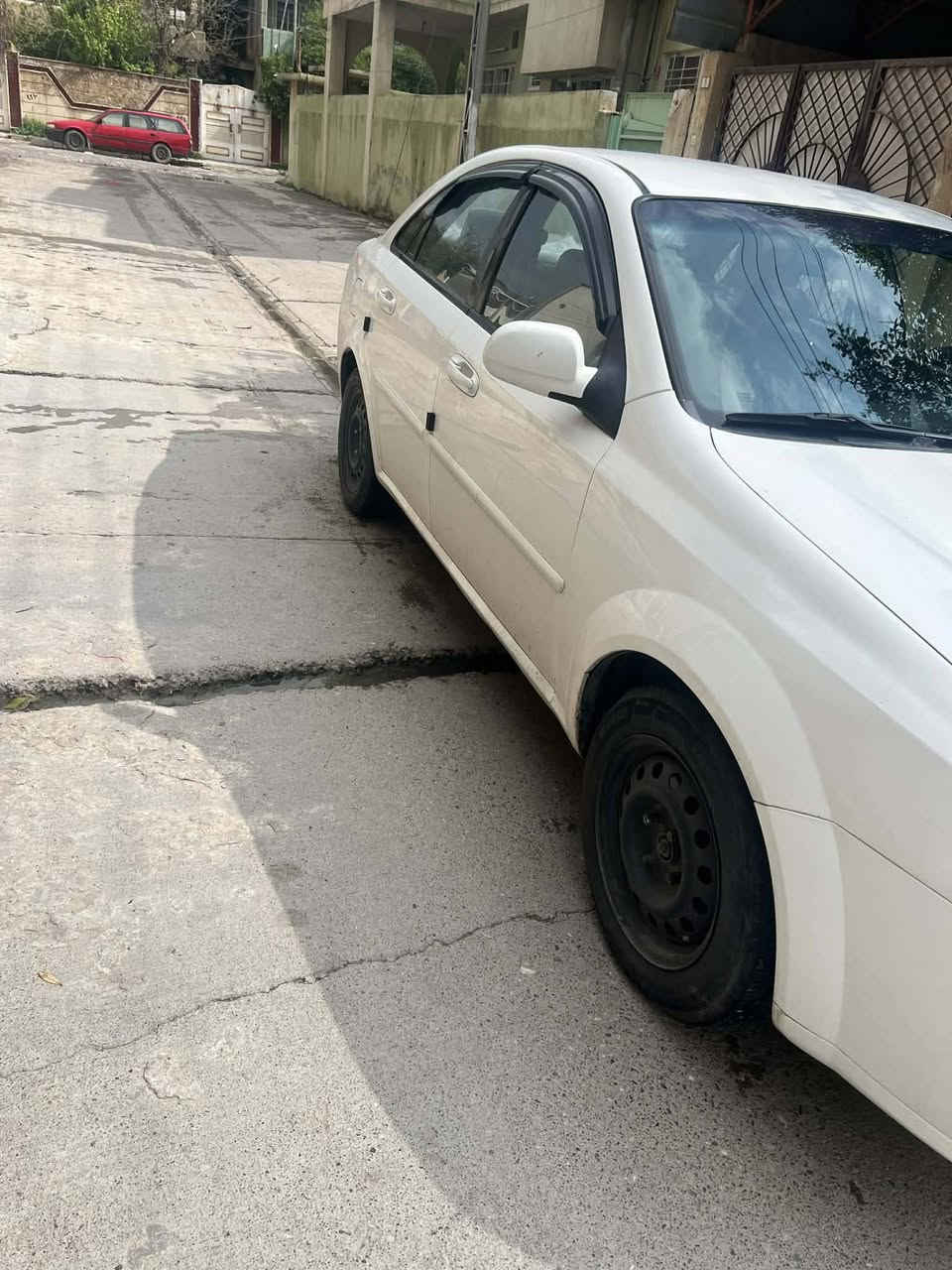 اوبتره 2008 رقم نينوى نظيفه قطعه وحده صبغ رقم جديد كير عادي السعر 75 رقم ***********
