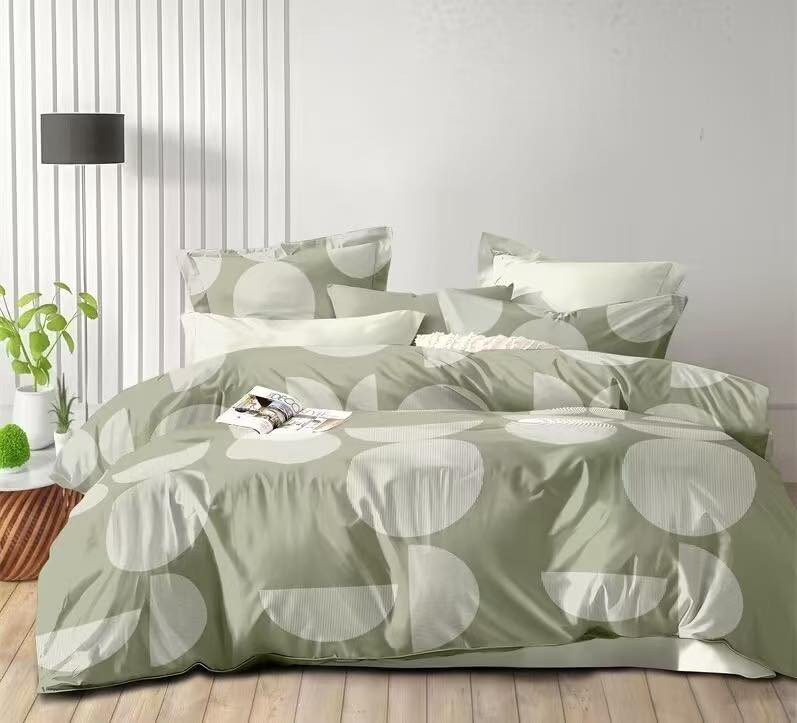 ديباج أصلي كويتي 🇰🇼
طقم نفرين – 6 قطع
خامة فاخرة وجودة عالية

🔸 قياس الديباج: 250 × 230
🔸 قياس الجرجف: 200 × 200
🔸 قياس المخدة: 50 × 75

أناقة وراحة تدوم
اختيار راقي لأصحاب الذوق �
للتواصل والاستفسار ***********
