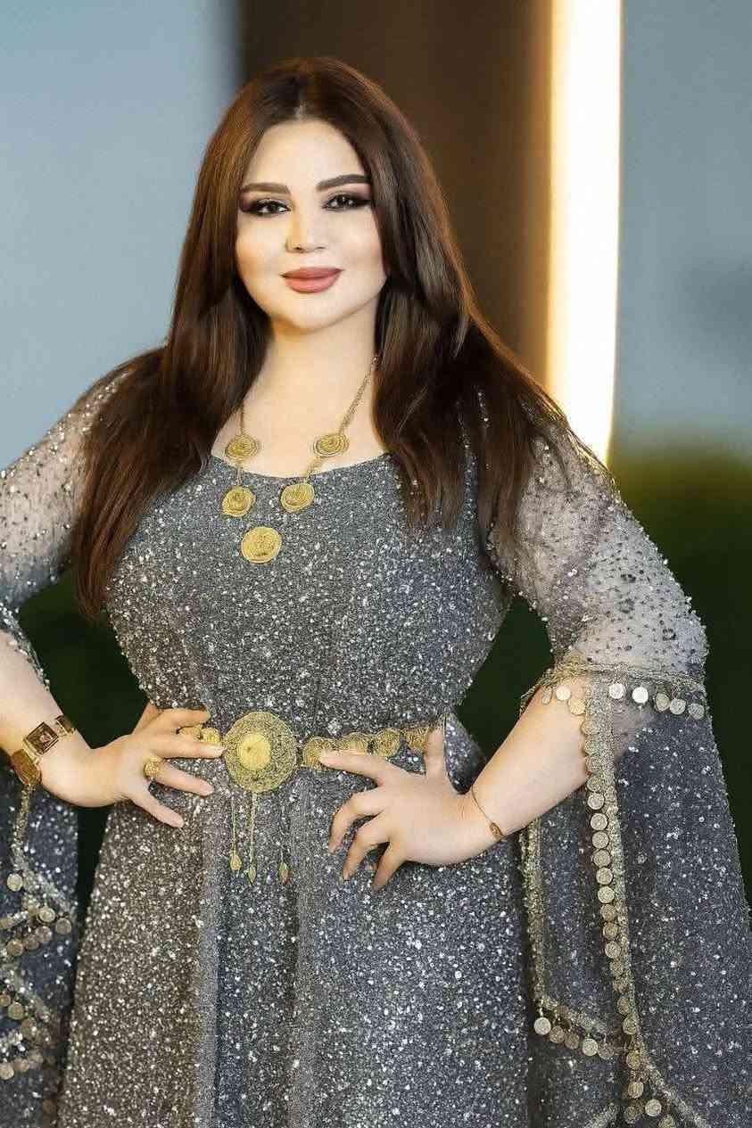 لبسي كردي وخليهم يحجون بجمالج🫰❤️
زي كردي 🦋❤️ موديلات جديده
قطعتين فستان 🦋الداخلي ستن 
والبشت تول قماش تركي يجنن
يتوفر لدينا خدمه توصيل 🚖


**إذا كنت صاحب هذا الإعلان وتريد حذفه لأي سبب، رجاءا أرسل رسالة إلى الدعم الفني**