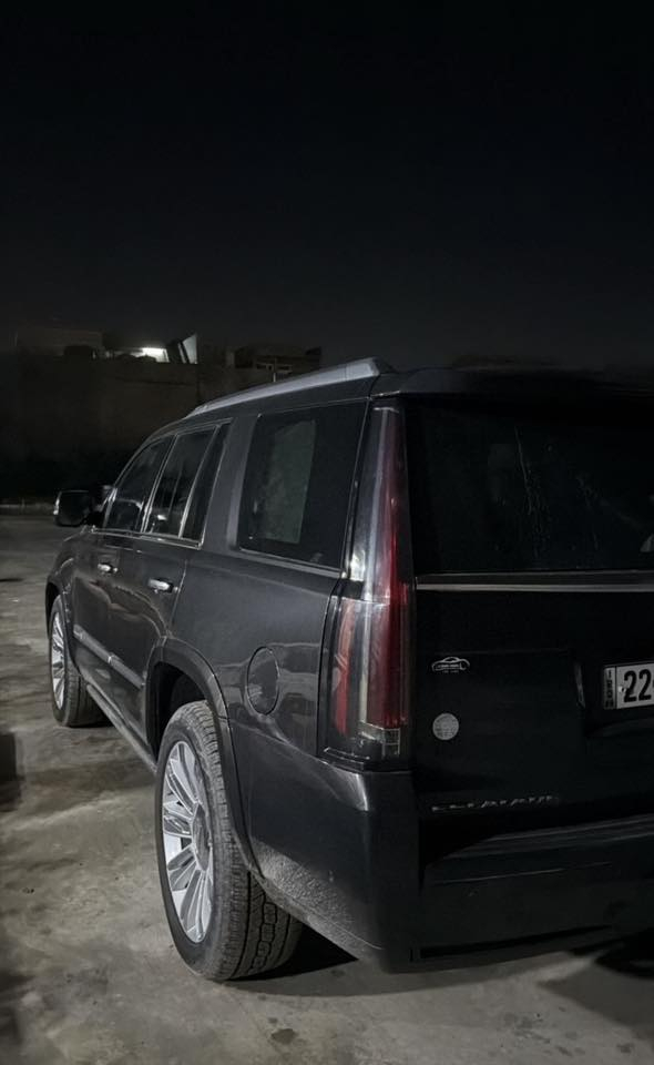 النوع : (كاديلاك أسكاليد)
الفئة : ( بلاتينيوم )

الوارد : ( خليجي وكاله المنصور )

الصبغ:(اربع قطع صبغ 4)

اللون : (رمادي)

الموديل : ( 2018 )

الممشى : ( 188 KM )

حجم المكينة : (V8.6200)

ناقل الحركه : ( 10 سرعات أتوماتيكي )

(( الموصفات ))

1 : ( فتحه سقف )

2 : ( تشغيل عن بعد )

3 : ( بصمه أبواب )

4 : ( مقاعد كهرباء تدفئه + تبريد + مساج )

5 : ( داخل جلد بيجي فاخر )

6 : ( مقاعد خلفيه منفصلة VIP )

7 : ( شاشات عدد 3 + دجتال ) 

8 : ( 5 كامرات 360 )

9 : ( صندوق كهرباء )

10 : ( كشافات ضبابية)

11 : ( لد نهاري ) 

12 : ( لايت 5 عدسات ديناميكي )

13: ( تحكم ستيرن جهتين ) 

14 : ( رادرات + نقطه عمياء )

15 : ( ويلات كروم قياس 22 )

16 : ( قيادة ذاتيه ) 

17 : ( فوريل 4X4 )

18 : ( دخول ذكي وأشاره ترحيب )

19 : ( حساسات خلفيه + أمامية)

20 : ( سايد بريك دكمه)

21 : ( خزن ميموري وضيعات السائق )

22 : ( ثلاجة + قاصه )

23 : ( داتا شو ) 

24 : ( سستم سماعات 16 سماعه نوع BOSE )

26 : ( اريلات عدد 2 )

27 : ( 3 وضعيات قياده )

السياره رقم اربيل انكليزي 

العنوان .بغداد 📍

(ملاحظه بسعر مناسب)

للاستفسار الاتصال على هذا الرقم 

***********
