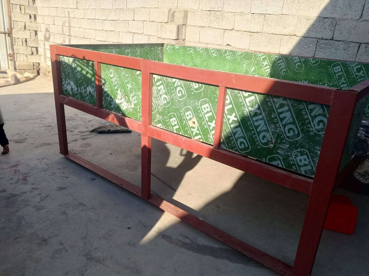 محجر اللبيع المكان بغداد بسمايه  السعر 350وبي مجال الاستفسار التصال على رقم ‭0780 356 7246‬ مامتواجد عل فيس
