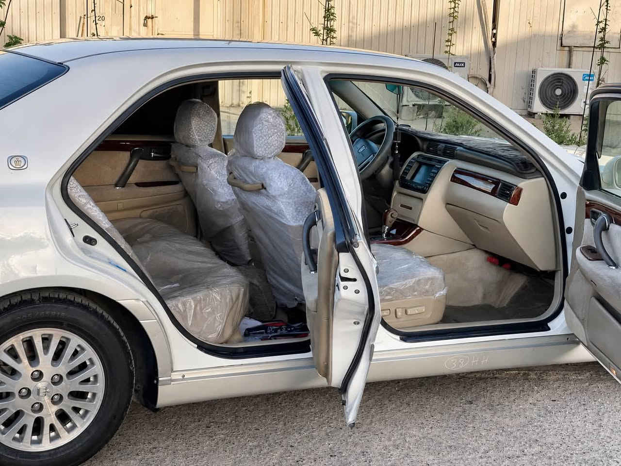 السلام عليكم ملكة قرار48رقم انكليزي 
✨ملاحظة اقرة المنشور بتمعن اكو كل شيء بالسوك فرق بين السيارة المتعوب عليها وبين سيارة الراكضة السيارة بلاد 

✨شاصي 75 D4 الكبير 

✨سياره فول بطن4 دكم

❄️تبريد قطعتين +ثلاجه 4 كشنات كهربائي 

✨برده خلفيه +بلوتوث +دمام اضافي +منظومة صوت كاملة  

✨كفاله عامه سياره تحوير  نجف بالكامل دشبول مثنى العيساوي

✨تخم تاير وباتري

✨ادامة كاملة للمحرك تبديل جديد بلكات بخاخات 

اضافة مراوح شاهينة +مروحة تبريداضافية +راديتر مكثفة جديد  

✨ادامة كاملة للحدادية 4دبلات +عمبار وبريشر+ABS كله جديد طك كارتون 

✨لايت زنون عالي ناصي 

✨بلوتوث اصل 

✨كامرة خلفية شاشة 4k

 السيارة صايغها صياغة مايعجبك السعر ارفع المنشور بلايك 
***********
