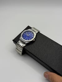 ساعة رجالية • مينا أزرق • ستانلس ستيل