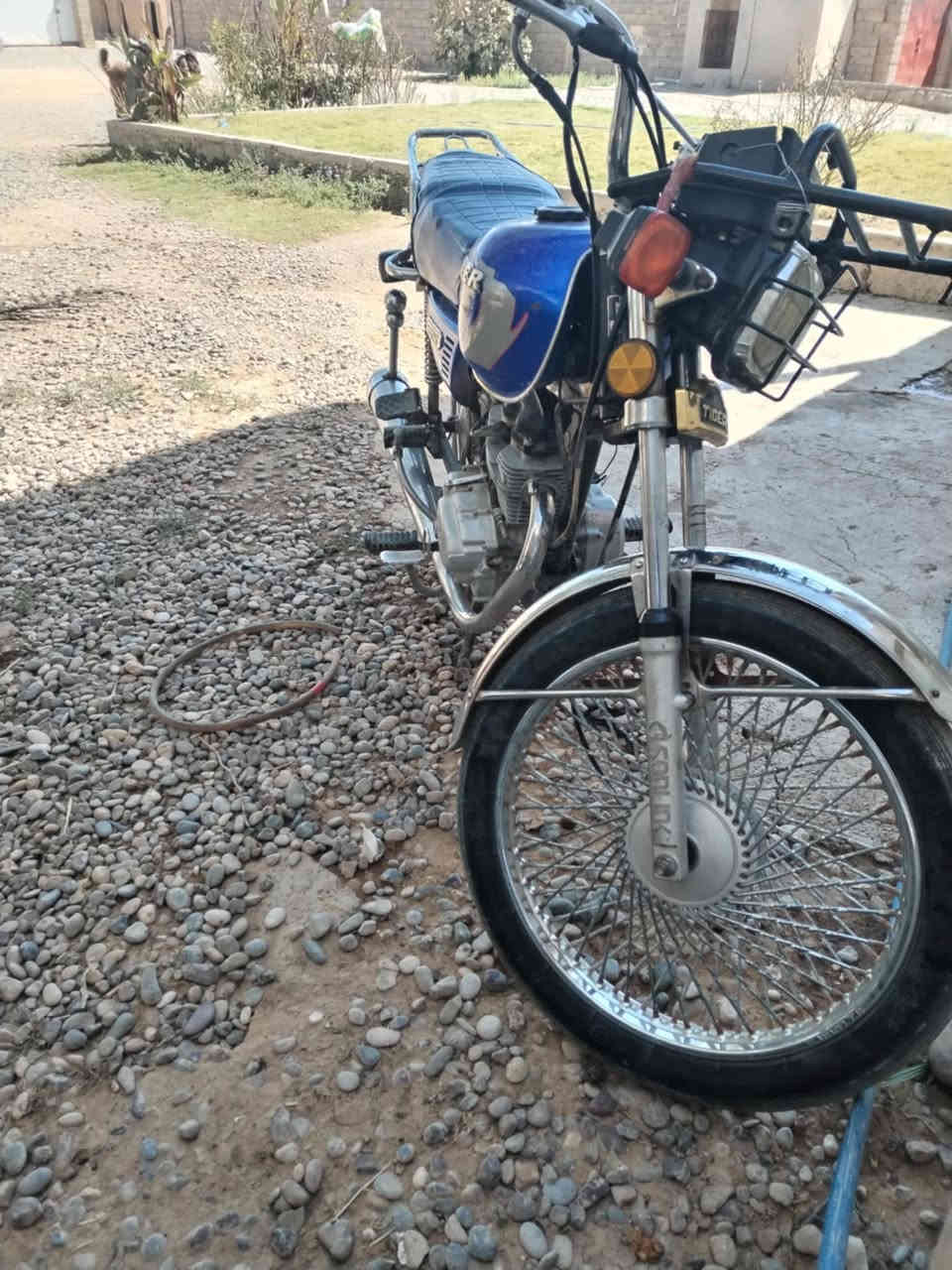 السلام عليكم تايكر 2021 محرك مفتوح كهربائيات شغاله السعر 375 المكان قاطع السبعاويين قريه تل اشعير للستفسار ***********
