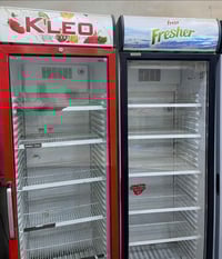 للبيع عارضات فول نضافة  للأستفسار 07737143240