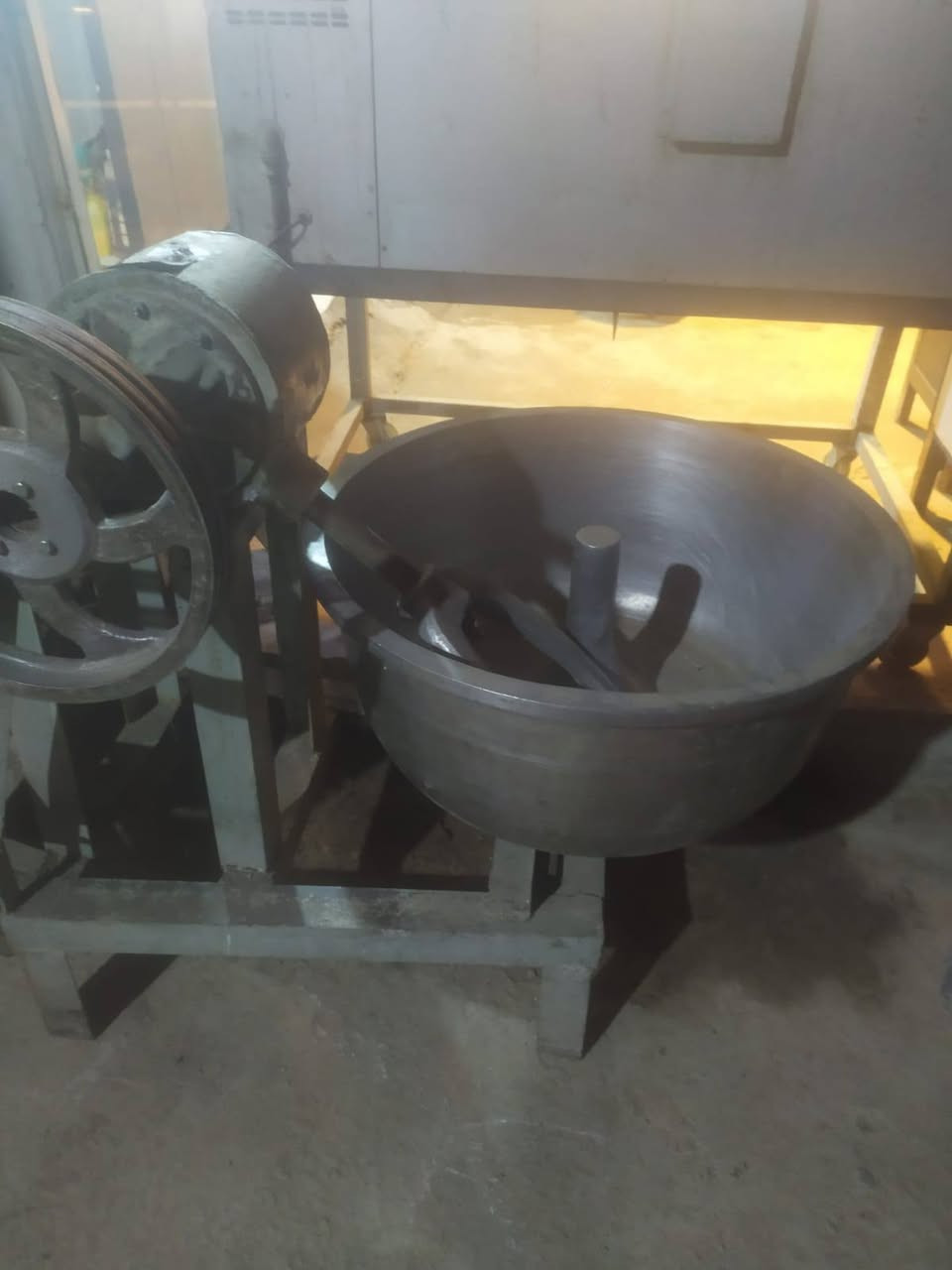 سلام عليكم فرنين الاول خانه والثاني خانتين نزال 70 مع عجانه  مكان بابل ***********
