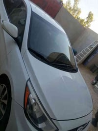 اكسنت موديل ١٦......حجم ١٦......أمريكي... رقم نينوى....  ابيض.... . ات...