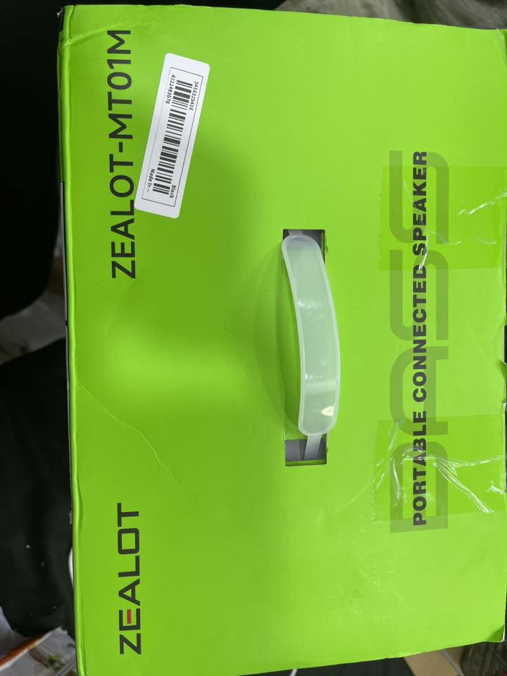 متاح قطعتين زيلوت الي يرغب بشراء يراسلني وبخدمتة رقمي ***********
