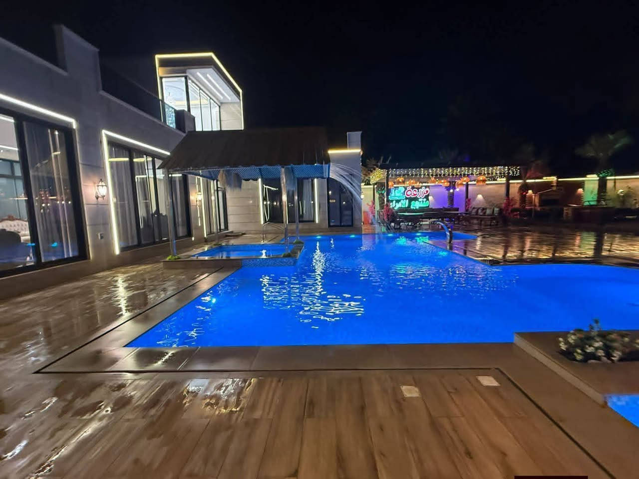 سلام عليكم متوفره مزرعه الايجار الدوره البوعيثه سعر مناسب وموثقه بتطبيق اجرلي ***********
