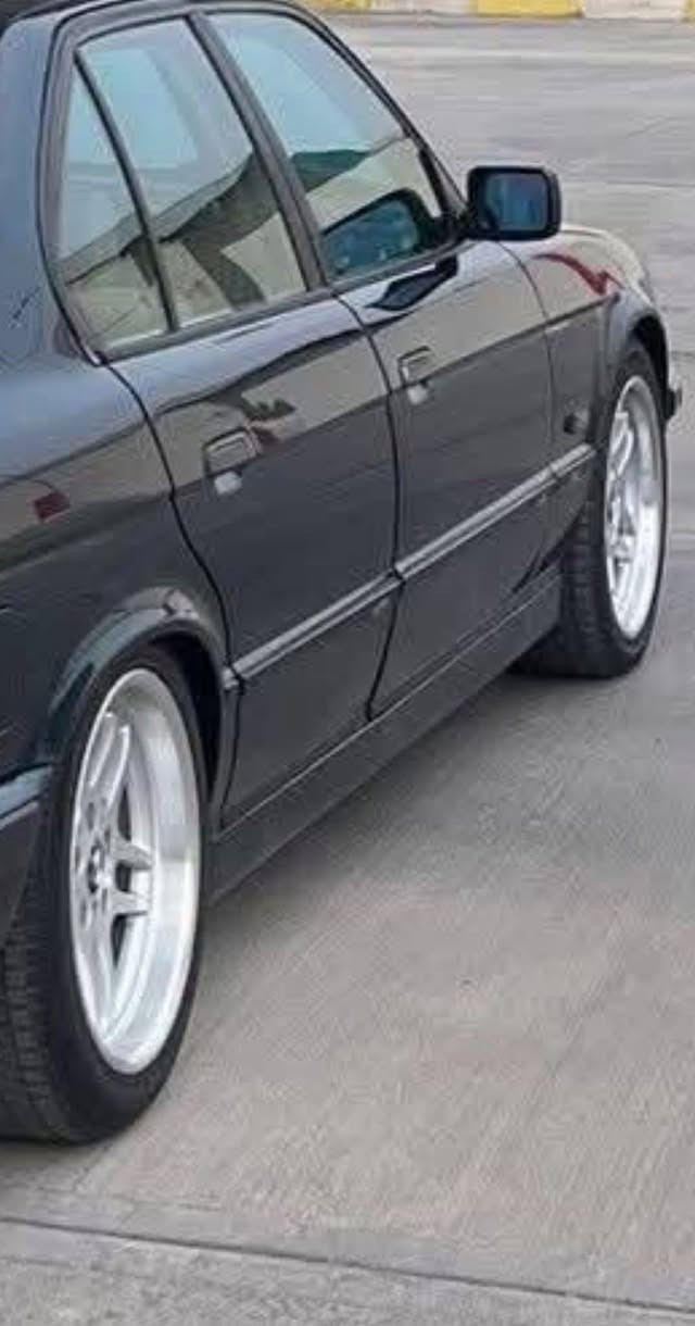 السلام عليكم
بي ام مسكر حجم 525 كير اتو رقم نكليزي سنويه 28
موديل 92 اريد اراوس بمارك كربلائي او.  بطه منفصل


**إذا كنت صاحب هذا الإعلان وتريد حذفه لأي سبب، رجاءا أرسل رسالة إلى الدعم الفني**