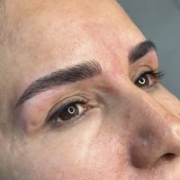 تجربة التاتو بكل احترافيه 💕💕 مع الماكيره فيفا  للاتصال :☎️07736283243 ...