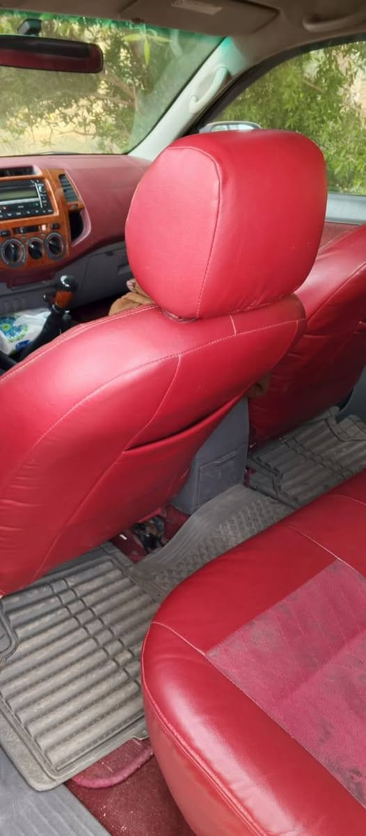 السلام عليكم سيارة البيع بيكم فورويل موديل 2011 
تخم تاير جديد حداديه .
160وبيها مجال ترهم مراوس.
مكانها النجف.السياره 

.

***********

.
‏‪0771 775 2338‬‏
