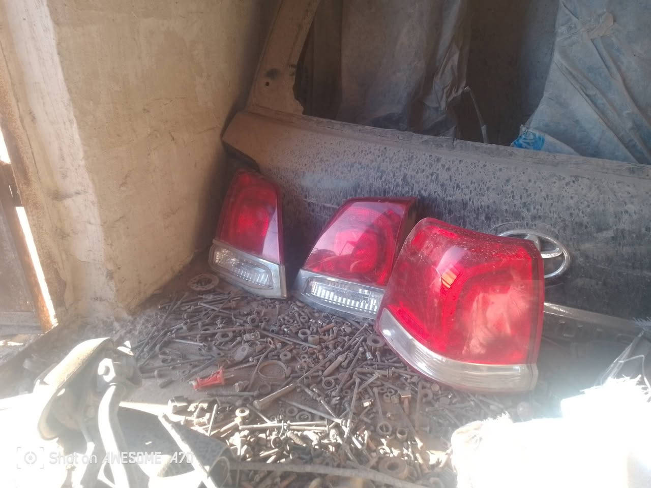 السلام عليكم شباب غراض لاندكروز قبق صندوگ 150 الف جاملغات زوج 125 بك لايت ثلاثه الواحد 25 الف لايتات زوج 150 الف بدون اكلوبات مال حاويه


**إذا كنت صاحب هذا الإعلان وتريد حذفه لأي سبب، رجاءا أرسل رسالة إلى الدعم الفني**