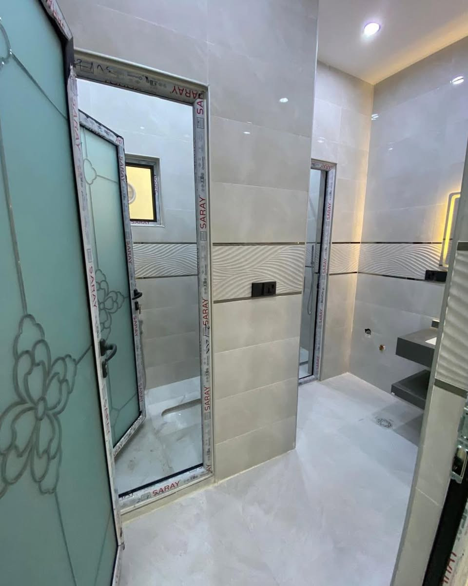 دار للبيع 125 متر طابقين طابو صرف موقع مميز جداً على شارع 30 متر

تفاصيل/ 3 غرف نوم و هول و استقبال و مطبخ حار و بارد و صحيات و كراج 

الموقع/ حي العدن خلف مدينة العاب 

السعر/اضغط الرابط https://t.me/AlFayslrealestate***********/3378   
______________

للاستفسار مراسله الصفحة على 
الرسائل الخاصه 

‌‎او الاتصال بالارقام⬇️📞 
***********
***********

او زيارة ⬇️⬇️⬇️

(( مكتب الفيصل))

📍 كركوك/ نهاية شارع القدس /
(مجمع فلوريا) قرب من مصرف اهلي العراقي 

او 
مشاهده صفحات المكتب على 

(فيسبوك) https://www.facebook.com/profile.php?id=100066592845440&mibextid=LQQJ4d

(تلكرام) https://t.me/AlFayslrealestate***********

(انستكرام) https://instagram.com/al_faisal.iq

 ___
‌‎🏡 الفيصل للعقار_AL FAYSAL 🏡
‏AL-FAYSAL (Real estate & Contracts)

* نستقبل جميع عروضاتكم السكنية 🏠 والتجارية 🏡 بكافة مناطق كركوك
