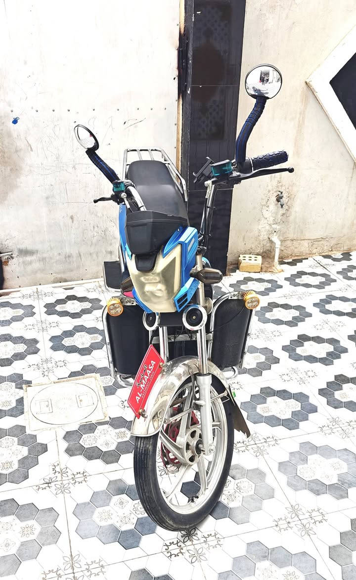 سلام عليكم موطور شحن للبيع
البطاريات عل فحص
المكان فلوجة حي الجولان
للاستفسار  الاتصال او واتساب 
 ***********
