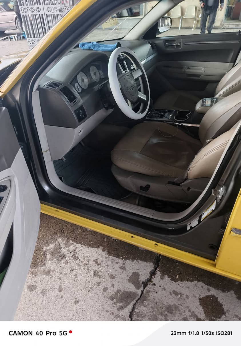 اوباما 2010 رقم نينوى خطا بغداد موصل سفره هيئه وغرامات شرط لا دواخل لا ضربهل شرط التحويل جير محرك كله بشرط ضخم تاير جديد تبريد تدفئه محرك 3.5 عنوان موصل/*********** السعر على الخاص***********
