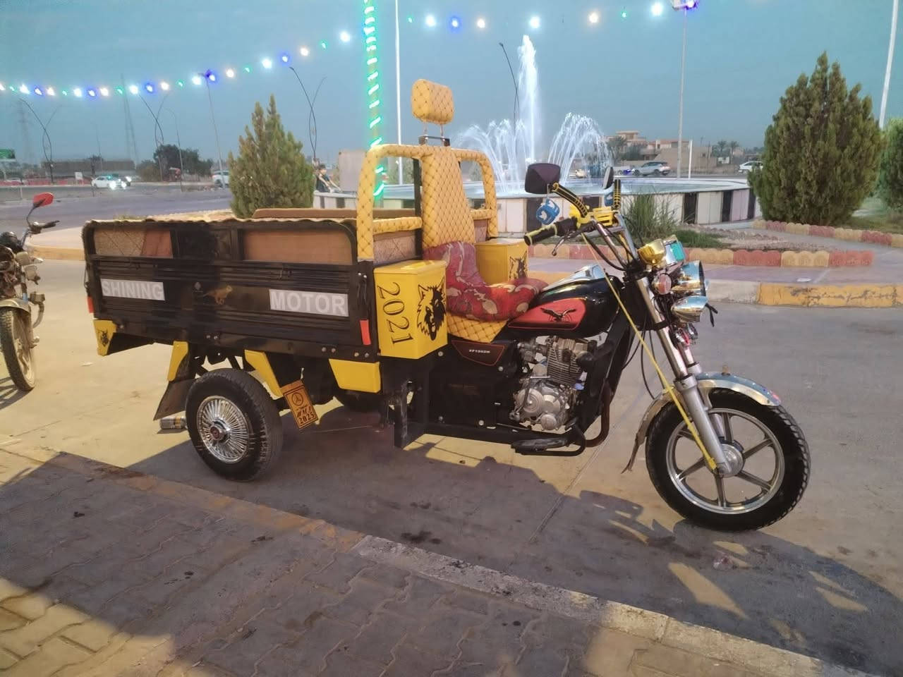 السلام عليكم هاي ستوته للبيع موديل 21 اوراق كامله العنوان صلاح الدين السامراء اي برقي ما ناقصها السعر 1,400 وبيها مجال رقم الهاتف *********** راسلني واتساب
