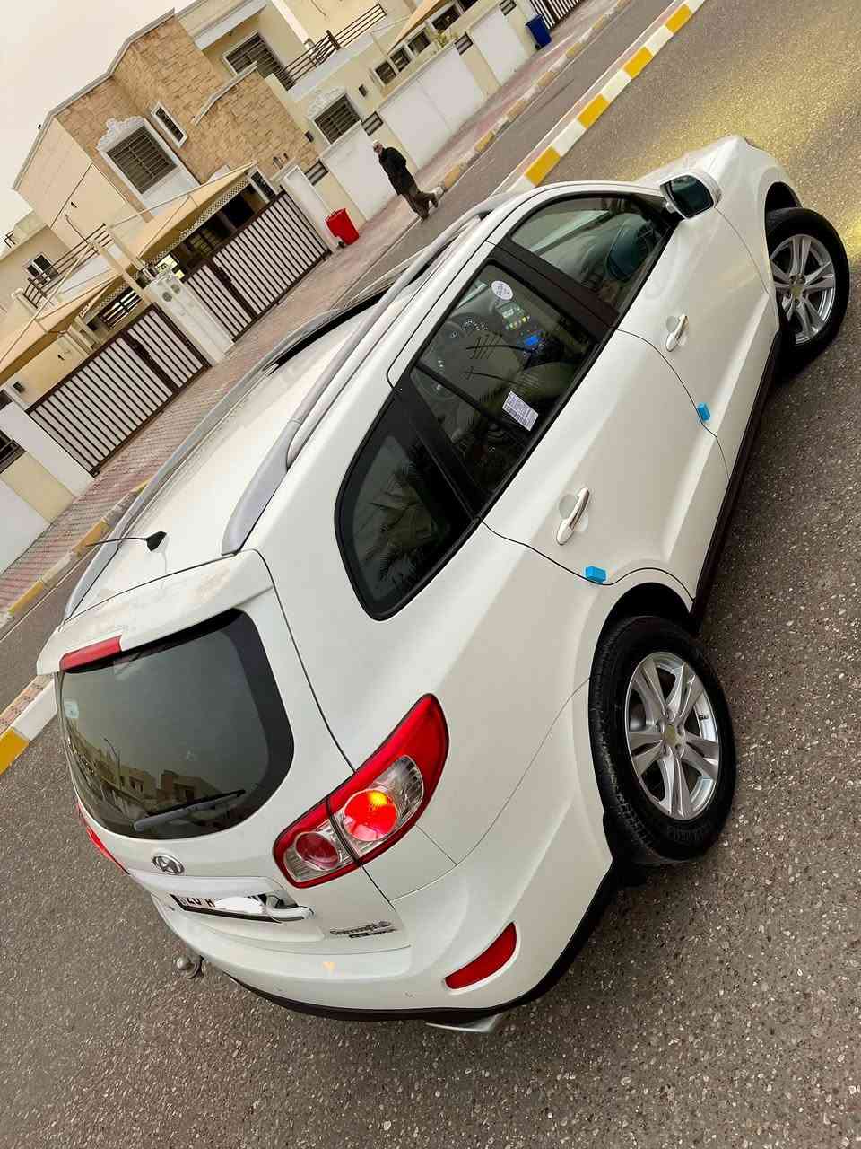 ياالله ..السلام عليكم… سنتافي خليجي كفااله عاامه
للبيع ...نقد...بسعر مناسب158$ اعتذر عن الاقساط والوعده
هونداي سنتافي 2011 خليجي مسجل 10
لون ابيض ثلجي فوول بحاله الشركه
محرك 6/3500 سلندر وضع شركه بدون عيب 
كير  اوتوماتيك بدون عيب

⚔️المواصفات فول⚔️
سلايت فتحه سقف
7 راكب
3 قطع تبريد وثلاجه
كشن كهرباء
صاج بلادي
تحكم ستيرن 
نظام 4*4 دفع رباعي
عداد ليزري
مرايه وسطيه تعتيم اوتو
تبريد بيانو شاشه مناخين
مرايات شفط واشاره
شاشه ايباد وكامره دواره
حساسات خلفيه
بلوجكترات 
ويل كب 18 وتخم تاير جديد
وباقي المواصفات معروفه …

السياره ترايها حيل ناعم بدون اي نقص جاهزه من كلشي الحمدالله 

🔺السياره كفاله عااامه من كلشي شرط بدون صبغ بدون بارد بدون تبديل حتى الدعاميات مكفولات والسونار مرفق

رقم 26 صلاح الدين انكليزي الجديد /سنويه لل2029/هزه جديده/تحويل ثاني يوم
السعر 158$..وبيها مجال للشراي يعني شوفهاوتدلل 
📍مكان السياره تكريت 
🔎للاستفسار رقمي…. 
***********
