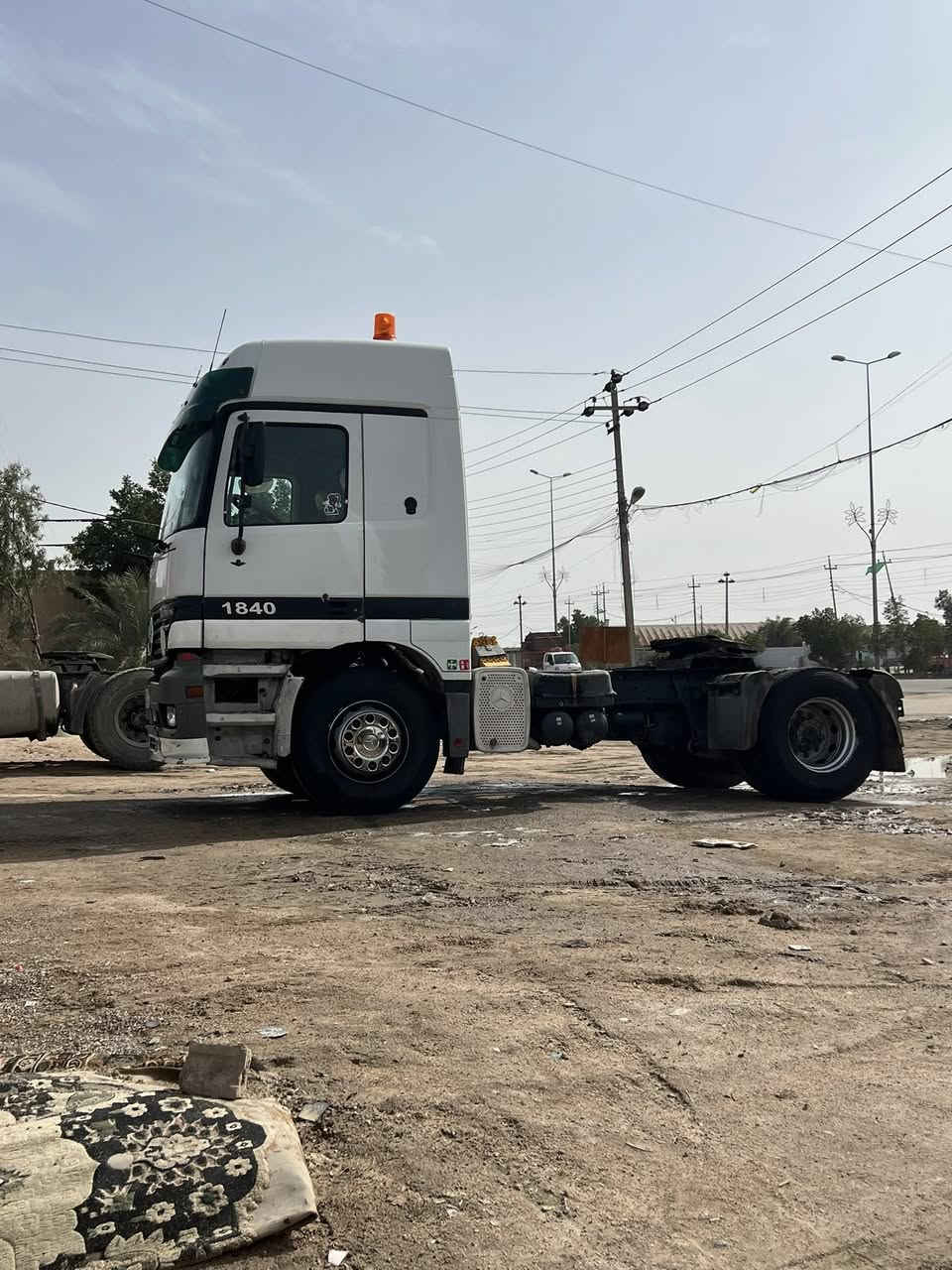 سلام عليكم 2003 رقم بصره سنويه حد 27 حديديه جديده سعر م150وبيههًً مجال ***********
