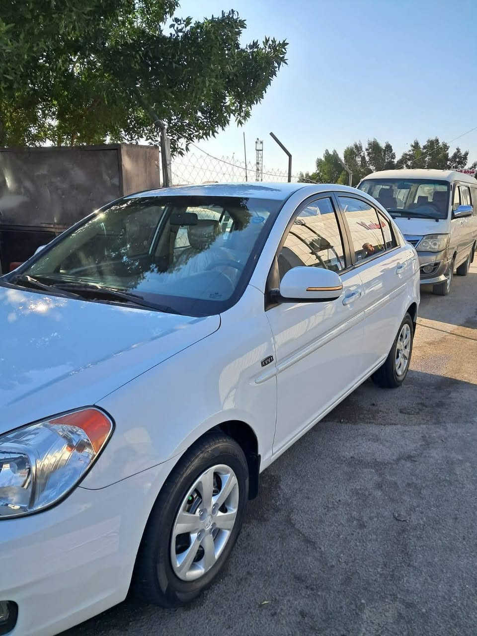 #تم_تقليل_السعر 
السلام عليكم 
اكسنت 2011خليجي 
بأسمي تحويل مباشر هزه وسنويه جديد✅ 
مكفوله من الصبغ والتبديل والحادث ✅🔔
 محرك 1600✅
كير محرك صدر تبريد تدفئه كله فووول✅
بيه صبغ فقط بلدوسه والباقي مكفوله 

السياره جاهزه من كلشي وما ناقصه شي 🔔🔥

السعر :: اطلبه بالتعليقات يصلك خاص 📩🟩✅
رقم صاحب السياره 
***********
 ✅🟩 تابع الصفحه بيه سيارات معروضه تخدمكم 🤩✅
. 
.
