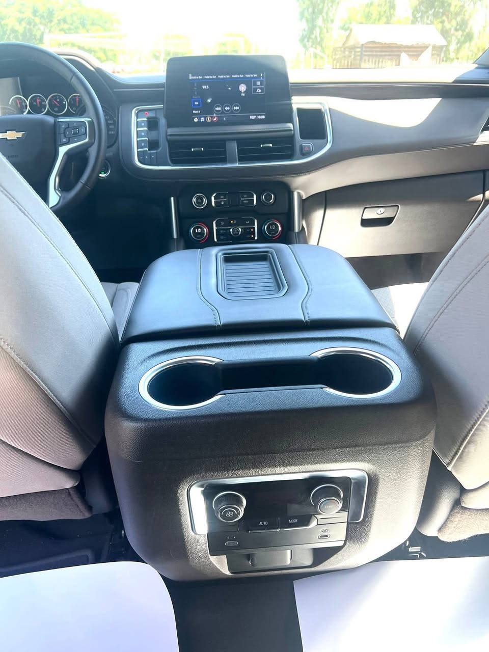 السلام عليكم ….
تاهو LS اسود 2024 بجم بريمير رقم بغداد
علامه اسود ضوء القمر وكاله المنصور 
بصمه وتشغل عن بعد ويصمه ابواب
محرك 8 سلندر 5300
رادار امامي وثلاجه 
شاشه وكاميرا 
كراسي كهرباء وتبريد 3 قطع 
ماشيه 35000 الف KM
مكفوله وجديده حيل 
والمواصفات الباقيه معروفه
بعدهي بوضع الشركه منً كافه  النواحي 
السعر 49500
***********
***********
