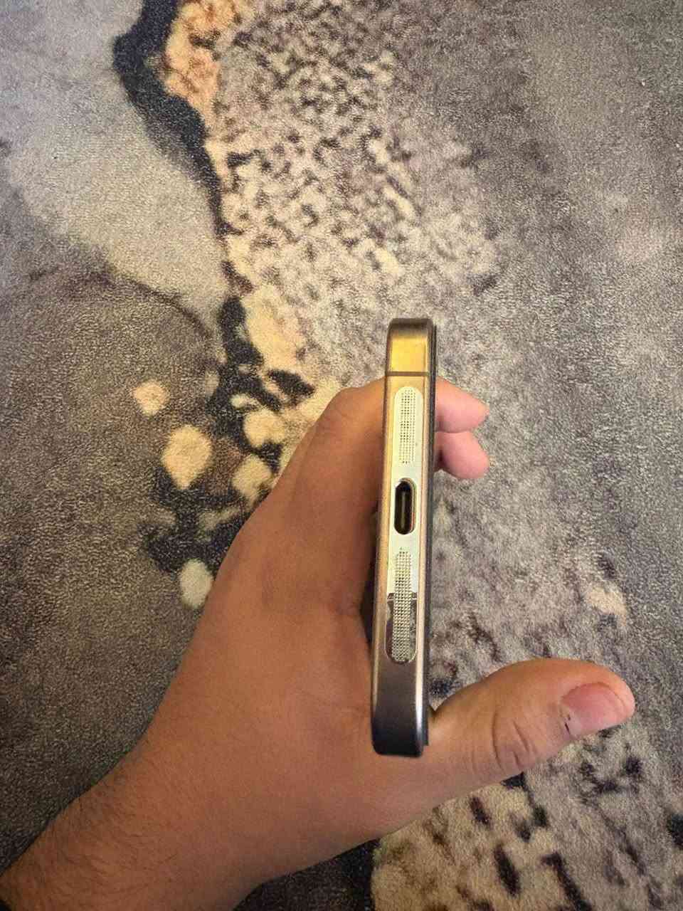 السلام عليكم
ايفون 16 برو ماكس نسخة شرق اوسط

سنتين ضمان ABM وبعده بلضمان

100% بطارية 

100% نضافة الجهاز

256 الذاكرة 

السعر 1500 وبي مجال 

*********** الموقع بغداد تواصل واتساب
