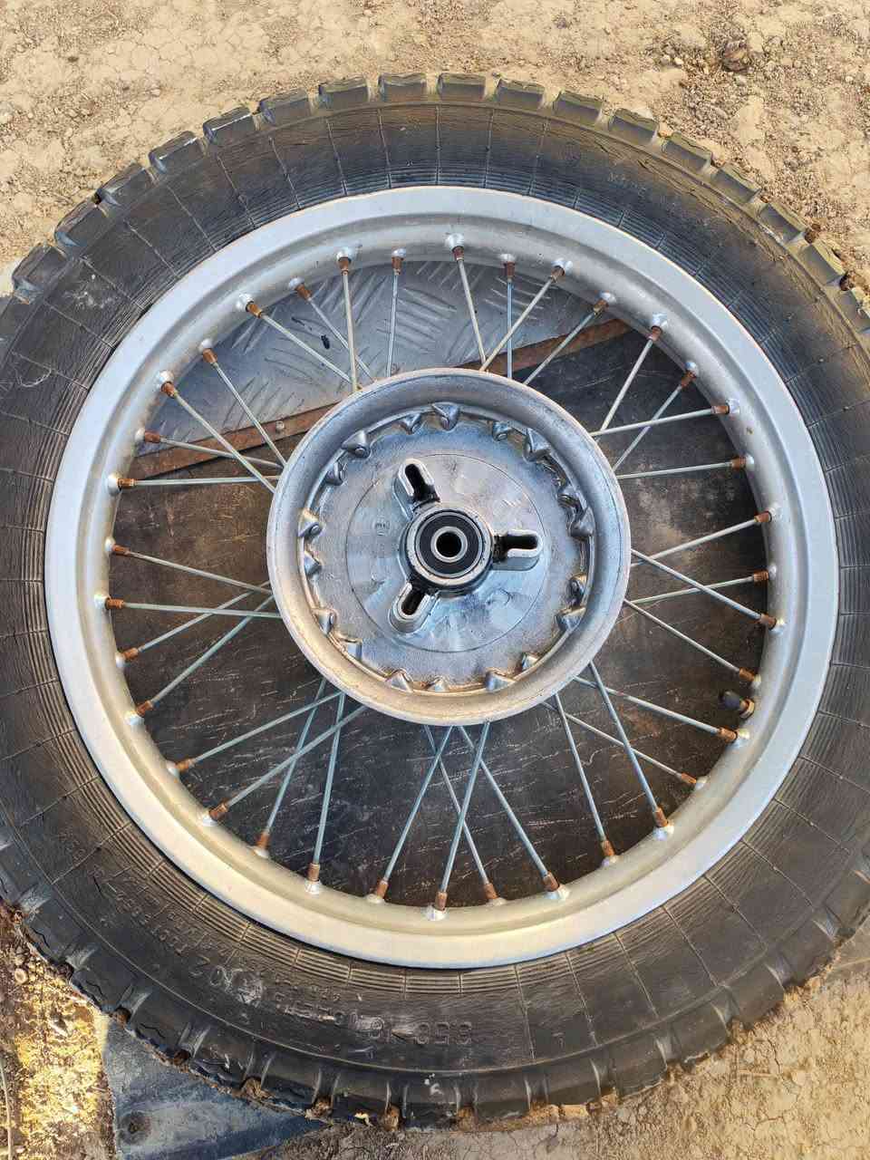 السلام عليكم اخوان
وياله امزت حجم ١٨ اثنيهن منيكلات  مكان البوبرنات شرط بدون لاينه دك حصر  وطبله البريك الخلفي بدون اي كسر او فطر وتفحص كدام المندوب  المكان بابل الشوملي الشراي يتصل او خاص  وموجود توصيل كافه محافظات العراق *********** /***********
