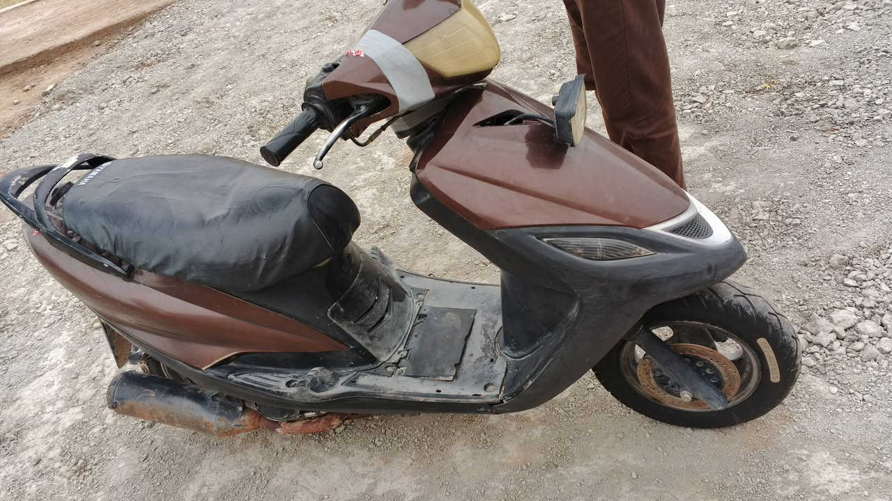 السلام عليكم دراجه  للبيع ماكس ثعلب
نظيفه صارله يومين مجفته تايرات جديدة كهربائيات شغاله 
***********
