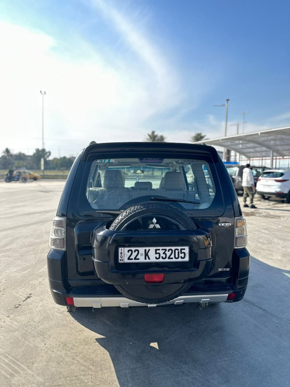 سلام عليكم باجيرو حبتور 2008 
السعر 125
بيع اومراوس 
بيه صبغ جاملغ وبنيد وتكمه صفحه الصدر 
جاهزه تخم تاير ميكانيك حداديه جاهزه 
مكانه بغدادجديده
***********
