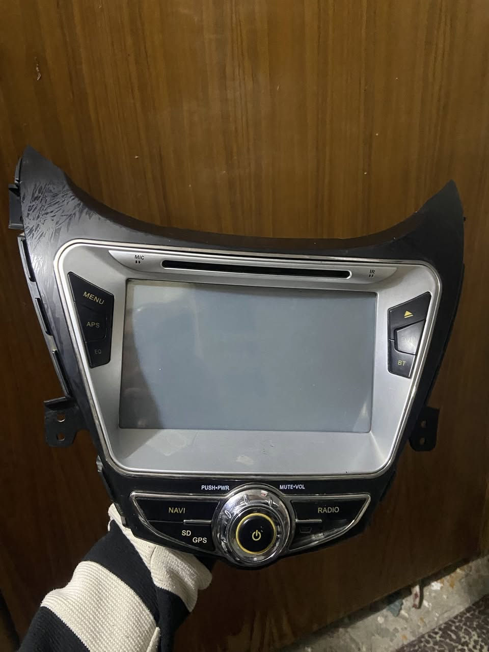 الله يساعدهم شاشه النترا الابلاديه كامله هيه والضفيره بس الشاشه بيضه قيم وأخذ مكاني حله مركز تحياتي


**إذا كنت صاحب هذا الإعلان وتريد حذفه لأي سبب، رجاءا أرسل رسالة إلى الدعم الفني**