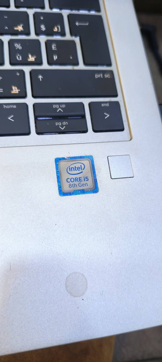 لابتوب hp core i5
للبيع نضافه 99
كلشي مامبدل بي 
ذاكره 256
السعر 500 وبي مجال 
للاستفسار 
واتساب ***********
