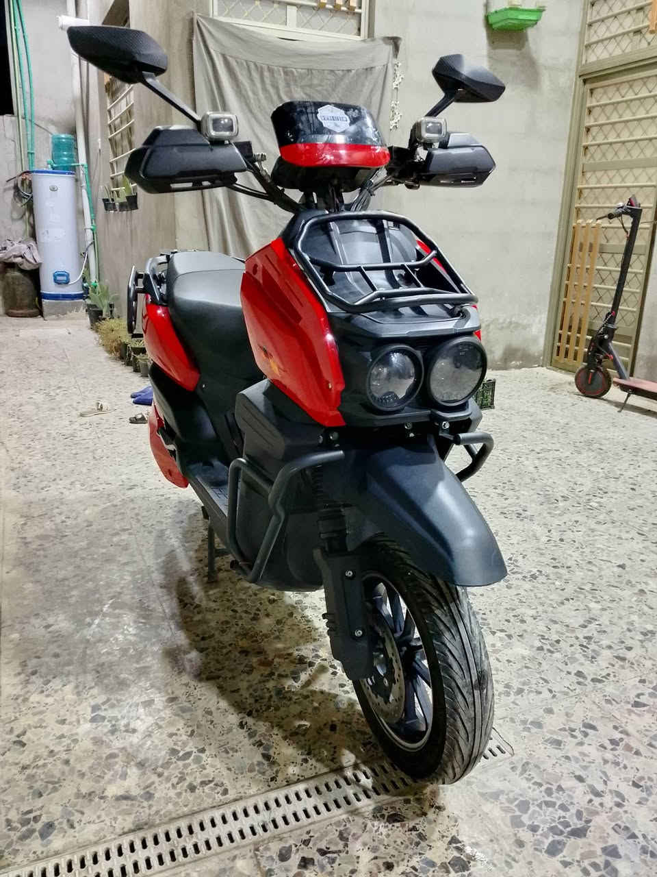 دراجه شحن اباتشي جديده كلش علفحص فول مواصفات السعر 950 للاتصال *********** مكاني بغداد حي اور قابل للمراوس
