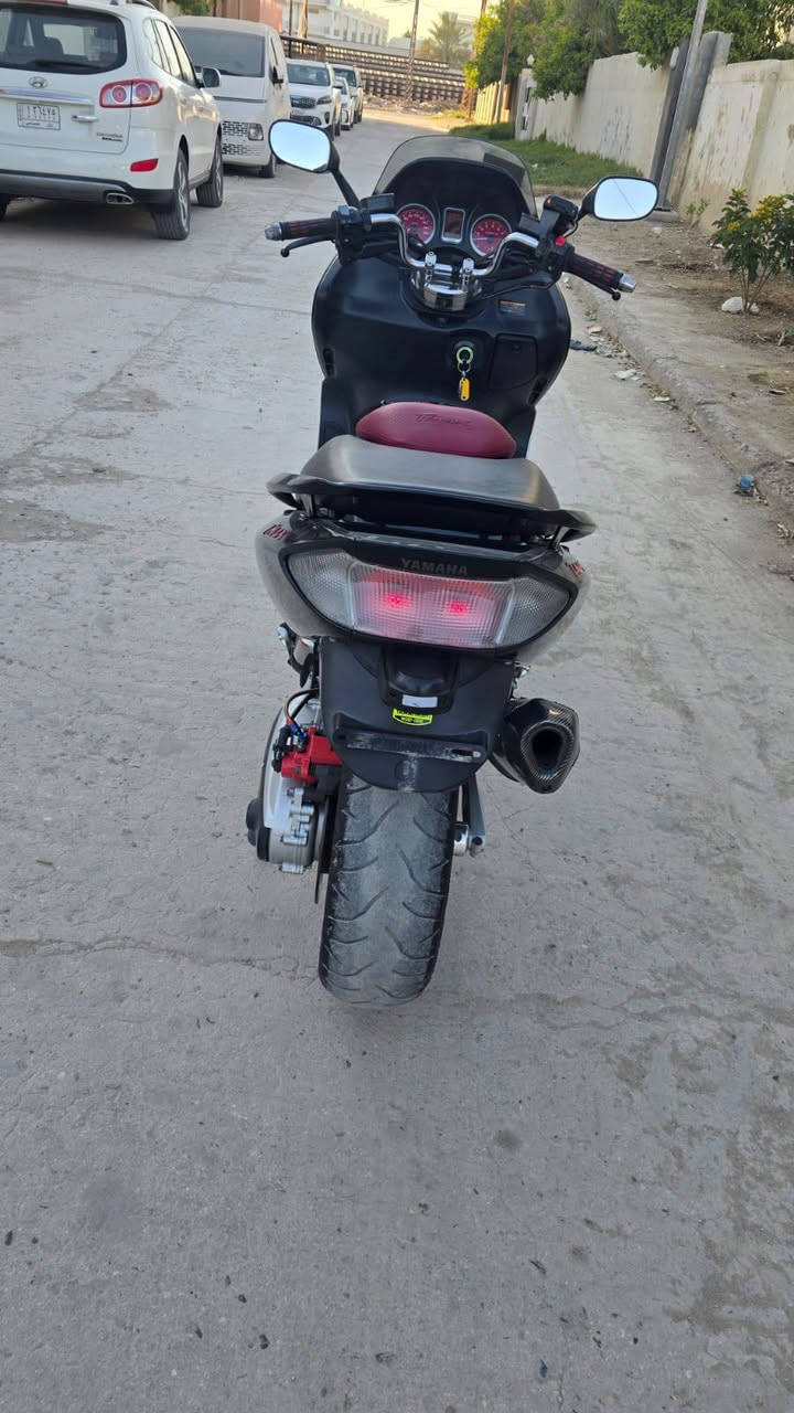 سلام عليكم دراجه تي ماكس للبيع كفاله عامه جيب فيترك وتعال طالعه من وكاله ماهر الكناني قبل شهر تقريباً دراجه كلها علا وضع الشركه صور مزاد موجودة للااستفسار *********** السعر 32 وبيها مجال قليل ماخذه 35 مكااني بابل الحله مركز المدينة
