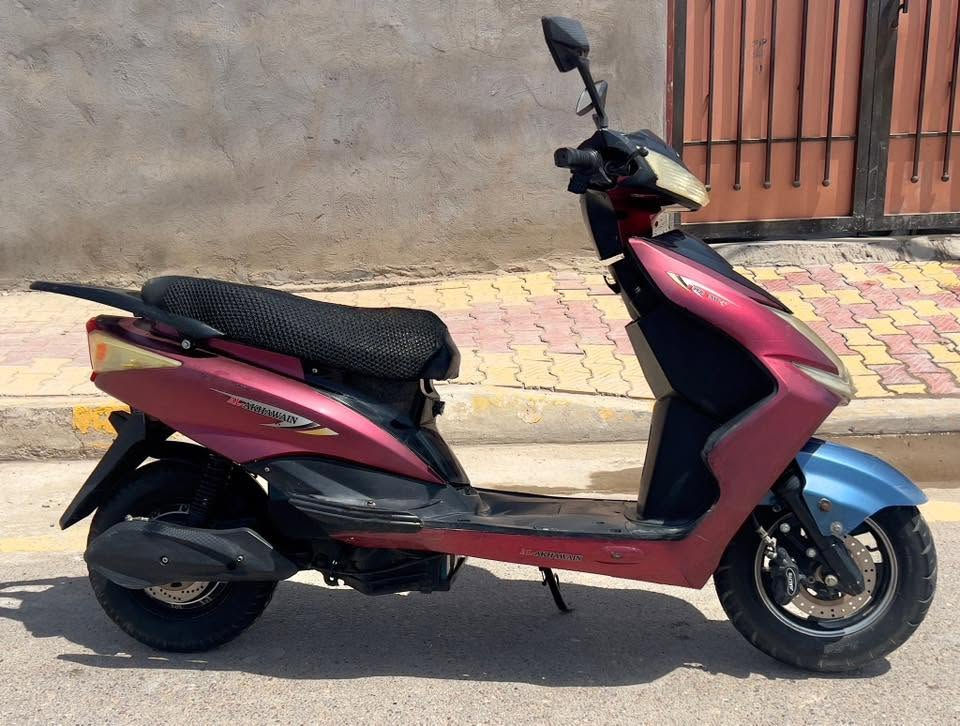 سكنس شحن للبيع. تخم بطاريات جدد عالفحص
كلشي بي شغال. تايرات جدد. بريكات جدد 
( السعر 400 ) وبي مجال 
مكاني الفلوجه. (  ***********  )
