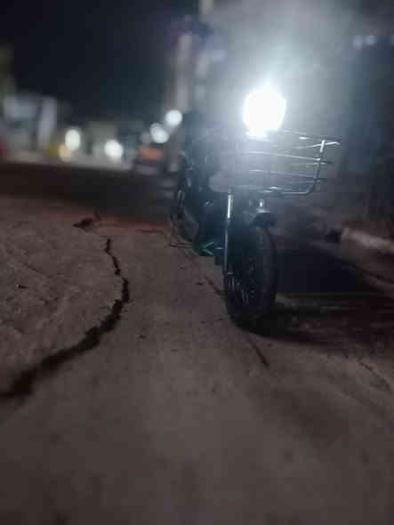 السلام عليكم سكوتر للبيع عل فحص سعر 300 الف وبيهه مجال قليل العنوان بغداد الحبيبية  ***********
