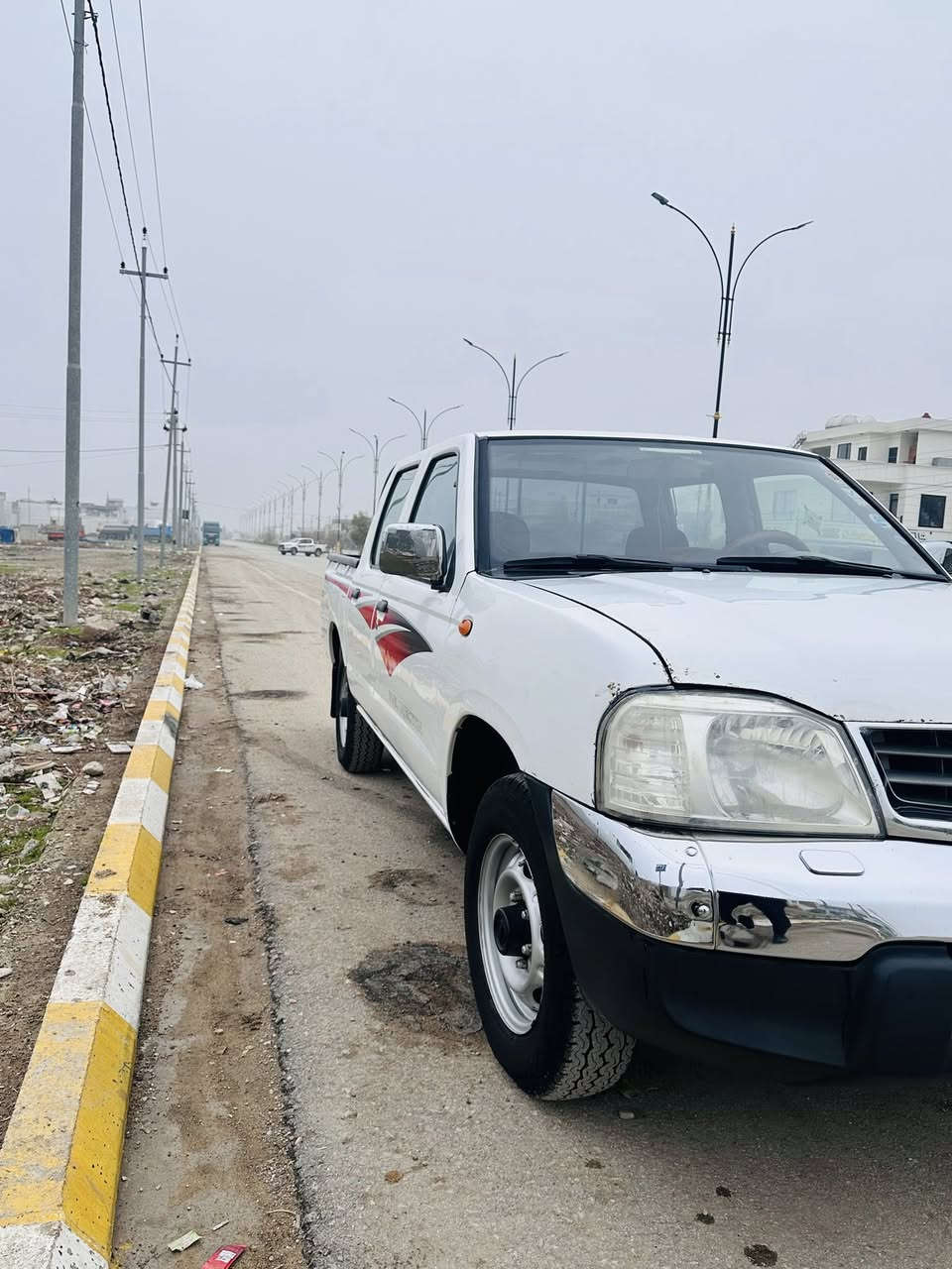 لةسةر ئيزني خاوةن ادمين 
نيسان پيكاب 
مؤديل 2009 ياباني 
ماليي دؤستة  گيروو مةكينة بةشةرت 
تةنها يةك لاعةرةبانةي كةميك بؤياغة  
سةنةويي ماويةتي بةسةر بچيت
چوار تايةيي لؤك
بيتةقةورةقة ديناريك مسرةفي نية 
سعر ١٢٠ گةلاو معامةلةيةكي برايانة 
ژ.م *********** 
شوين شارةزور
