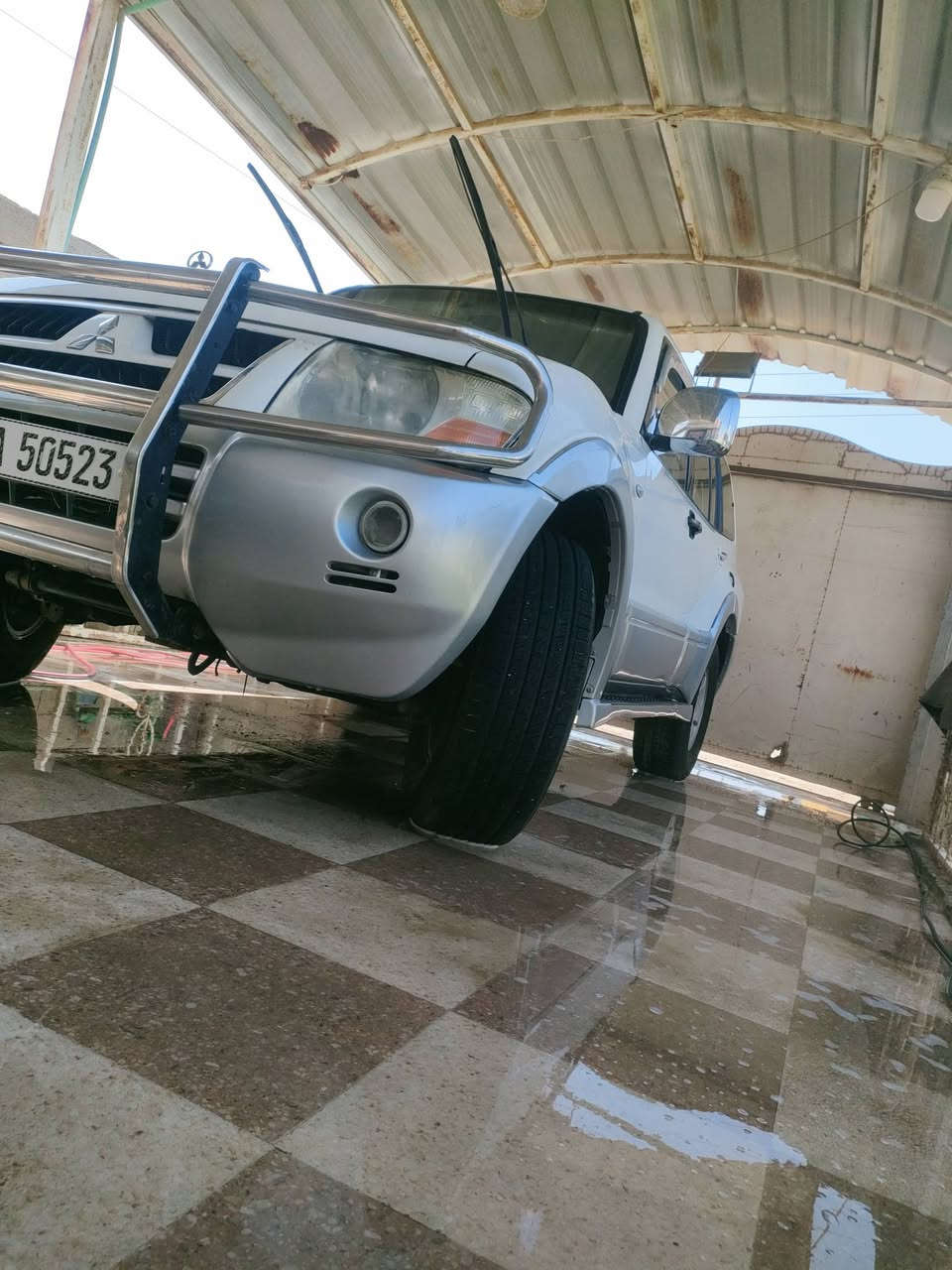 سلام عليكم باجيرو للبيع 2004 رقم بغداد دولي بسمي تحويل ثاني يوم
محرك لاتنقيص ولاتبخير حداديه جاهزه سياره جاهزه تبريد ثلج ❄ تدفئه شغاله السياره كفاله عامه لاصبغ لا معجون لاضربه  ماعده بارد شبر بل بنيد كما موضح بل صور والسونار مرفق بل صور 
مكان السياره ناصريه قضاء النصر 
السعر /95 
رقم الهاتف /***********
