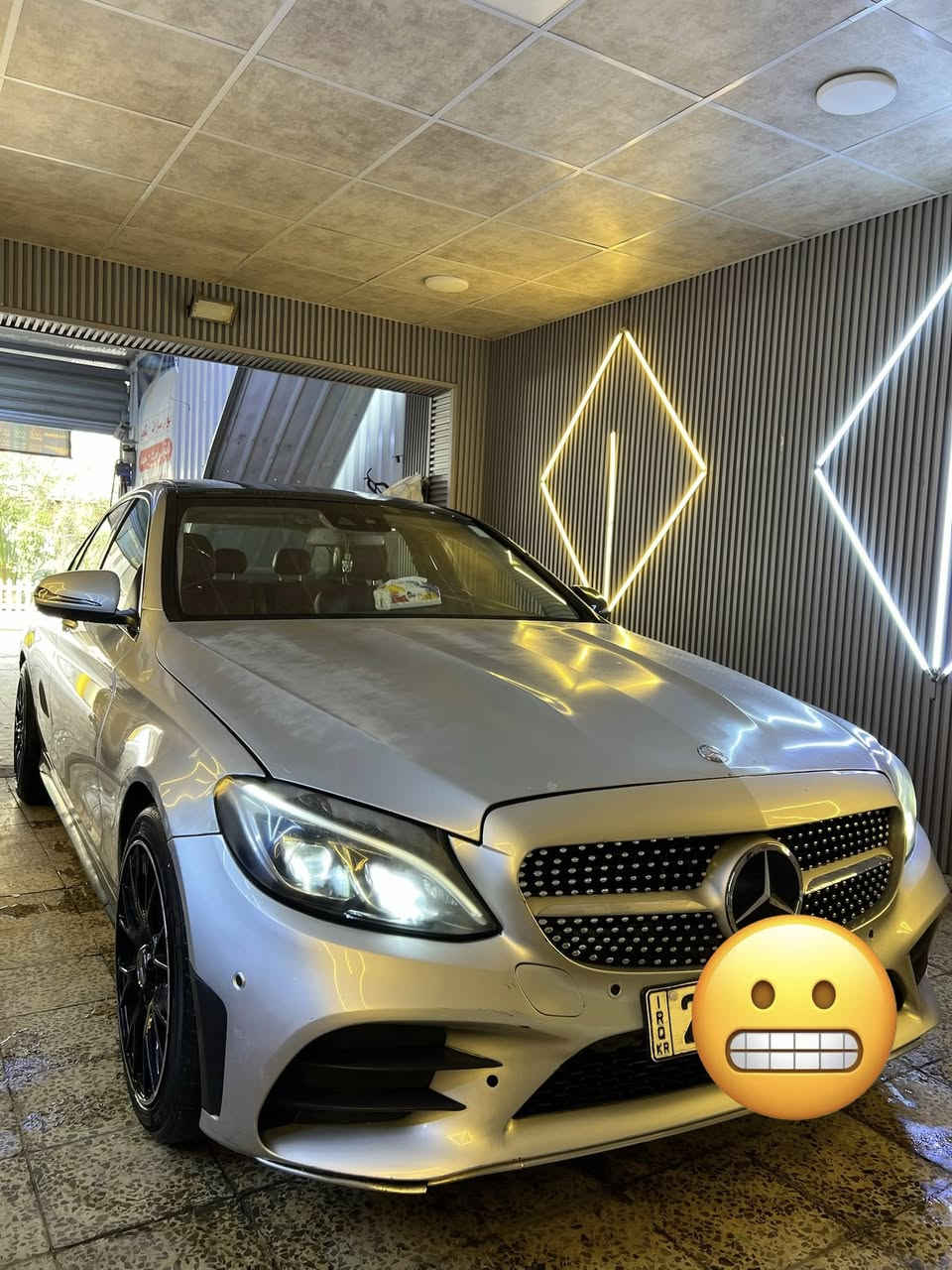 سلام عليكم C300 موديل 16بيها كت كامل وشادبك لايت مال 20 عليهاماشيه 100 ميل
فول مواصفات

بنوراما

دبل ماوس

وبيها بعدمواصفات

واردامريكي بيها الجاملغ مبدل وصبغ وبنيدنفسا معدل وينرادله صبغ لين بي جراد الايرباكات الاماميه سليمه فقط البرده وراجع سستم بلاد

صورامريكا بل منشوروايضآ عندي بيها سونارالي يحديراسلني 

السعر190 للستفساراكثر*********** مكاني بغدادشارع 14 رمضان
