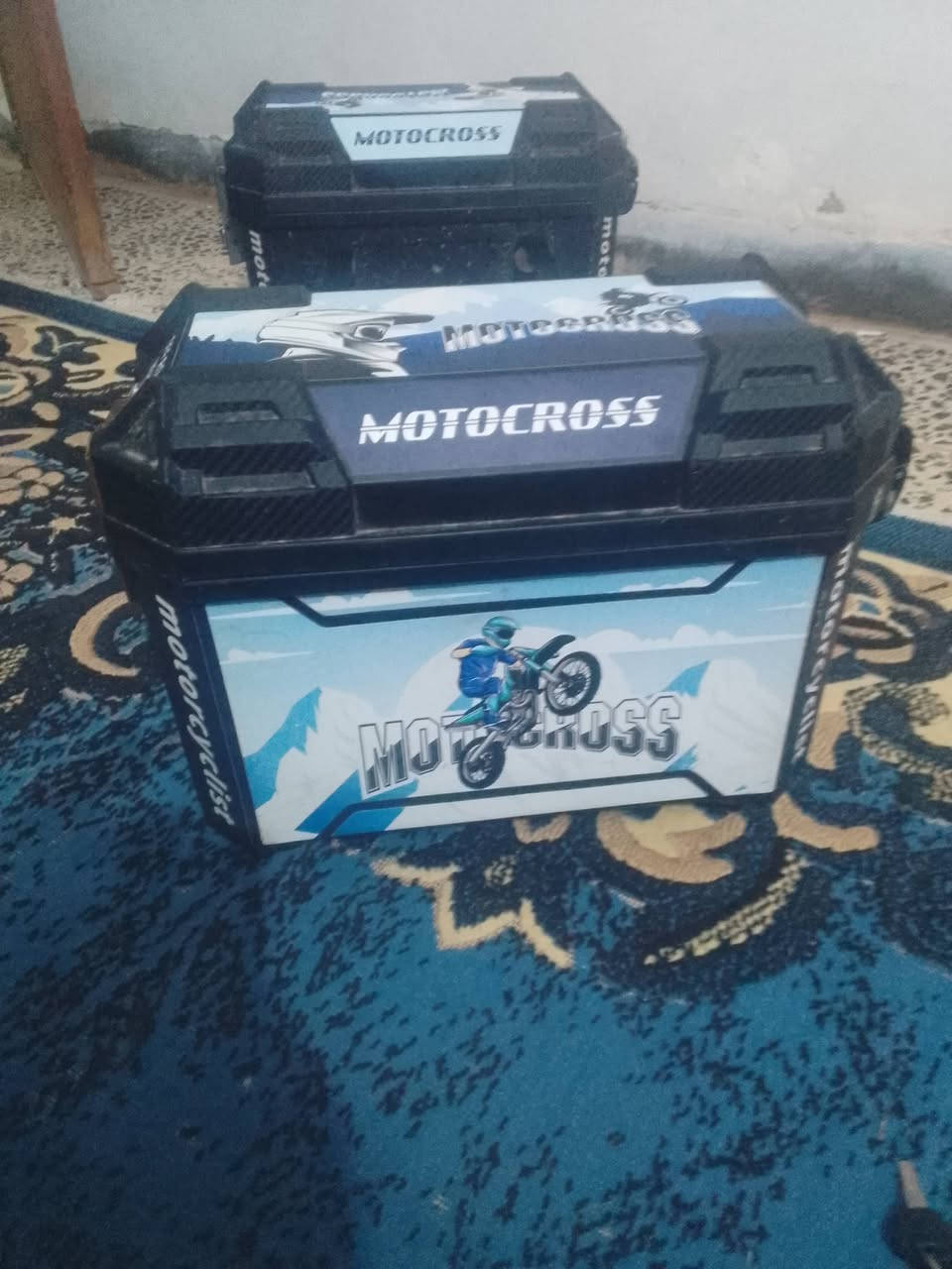 اسلام عليكم جنط جانبيات للبيع التفاصيل داخل الفيديو *********** واتساب
