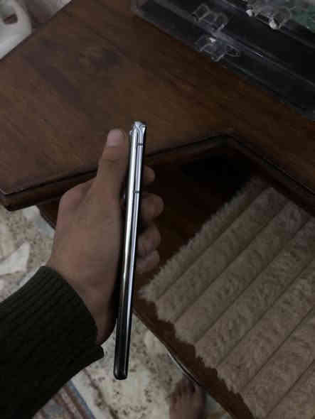 للبيع ممفتوح زلغ مابي وين ميعجبك نفحص تاخذه من باب بيتي سعره ٤٠٠ قفل قفل بي بس فطر بضهر اس ٢١ شراي اتصال ***********
