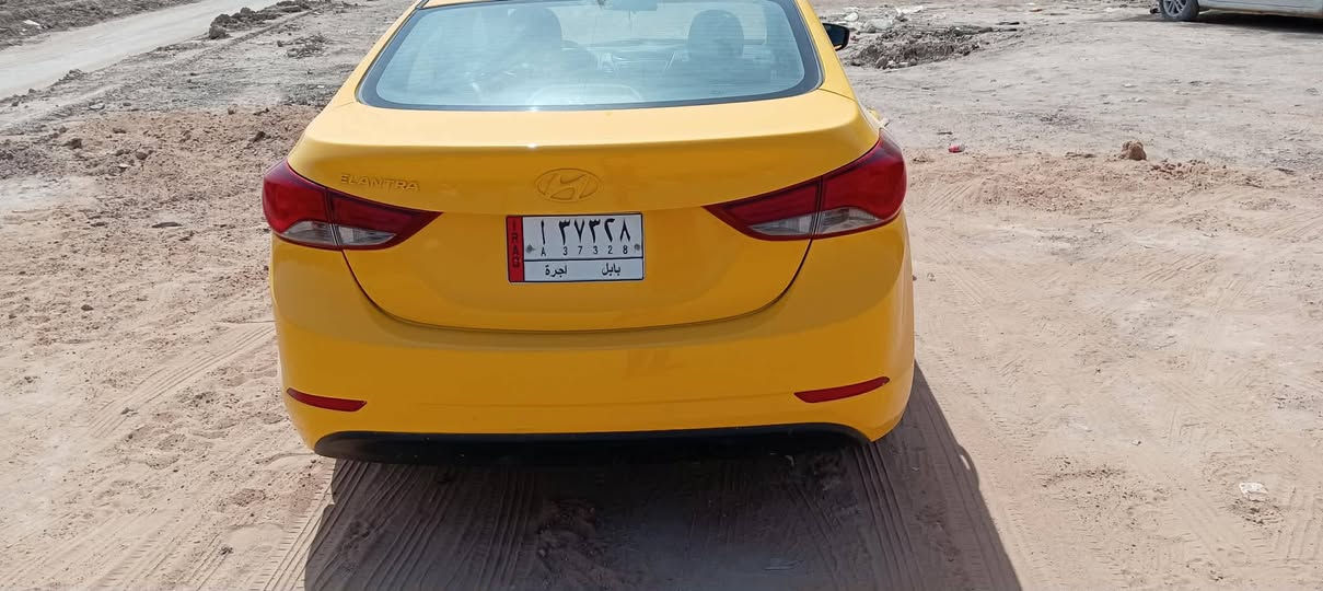 لنترا ٢٠١٦ وارد امريكي
رقم بابل 
طالعه من الفرن قبل يومين حادثها بس جاملغ الأيمن مكاني ديوانيه 
***********
مكلف بلنشر
سياره خير من الله كلش نظيفه
