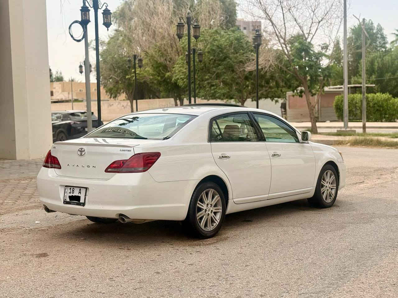 افلون 2009 خليجي السعر 127 قابل للتفاوض الاستفسار ***********مكفوله كفاله عامه ضربه وصبغ وتبديل فول مواصفات لمتدد 5 بصمات فتحه كشنات جلد كهربائيه حساسات برده خلفيه دواخل بيجي تبريد امامي وخلفي محرك وكير مكفولات V6. 3500 السياره جاهزه اي نقص ما بيها تخم تاير رقم بابل الدولي سنويه لل31 رقم مميز ((مكاني كربلاء ))
