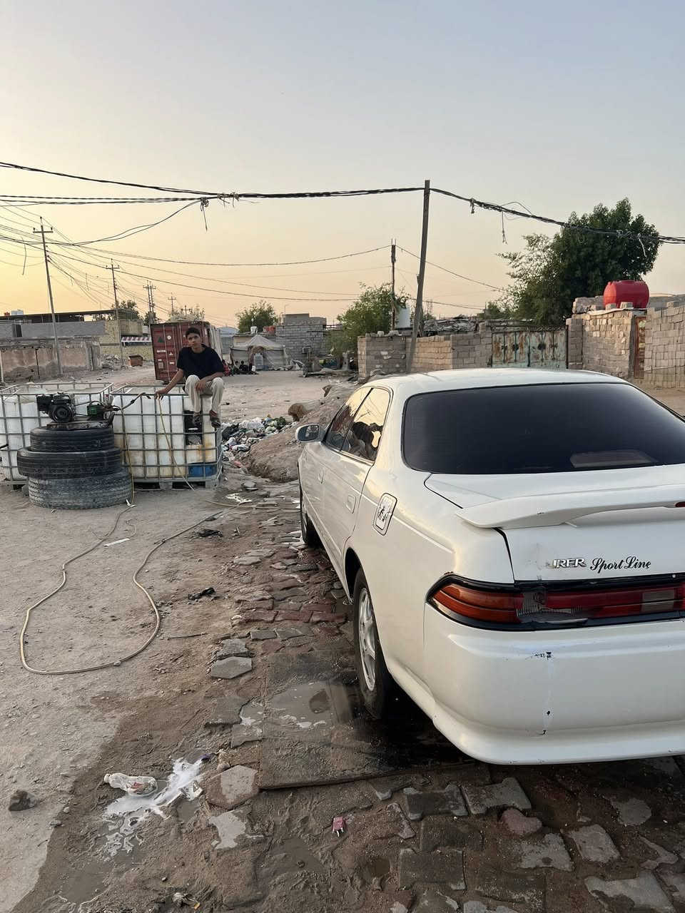 سلام عليكم للبيع مارك نفخ مديل 2000 سياره حلوه وجاهزه من كلشي حداديه اماميه خلفيه بلكرتون توني شادهن محرك 2500 ديلكو. سياره رقم بصره نكليزي سنويتها 30 حتى الهزه مامنتهيه تبريد ثلج السعر 55 مكان السياره سفوان رقم صاحب السياره ***********
