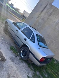 فيكترا • ١٩٩١ • مكينة ٢.٠