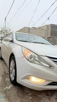 أبيض ثلجي • ٢٠١٢ • مكينه ٢٤٠٠