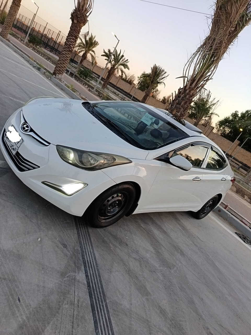 السلام عليكم  النترا خليجي موديل 2013 شكل 2016

محرك 1600  مكفوله بيها طخه بالباب الخلفي

فول عده البصمه فتحه بالسقف اشاير بالمري

كير محرك لا تبخير ولا تنقيص تبريد شغال

السعر 105 وبيها مجال المكان النجف الاشرف

للاستفسار رقم الهاتف ***********
