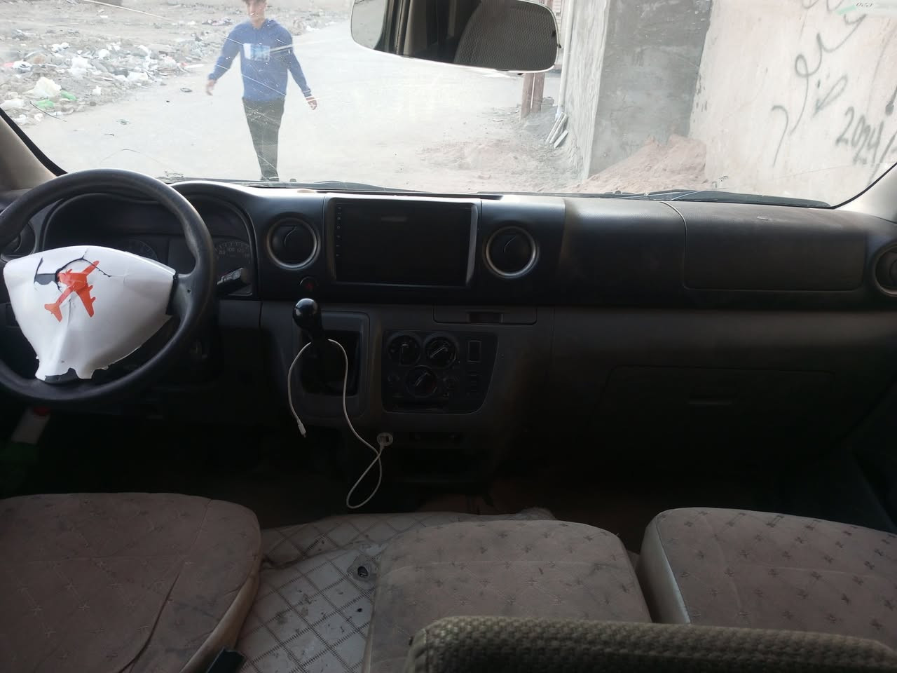 سلام عليكم نيسان 2015 للبيع كير ومكينه واكسن كفاله حداديه تخم تاير صدر جديد سعر 170 وبيها مجال  مكان المحموديه  للاستفسار ***********  ***********
