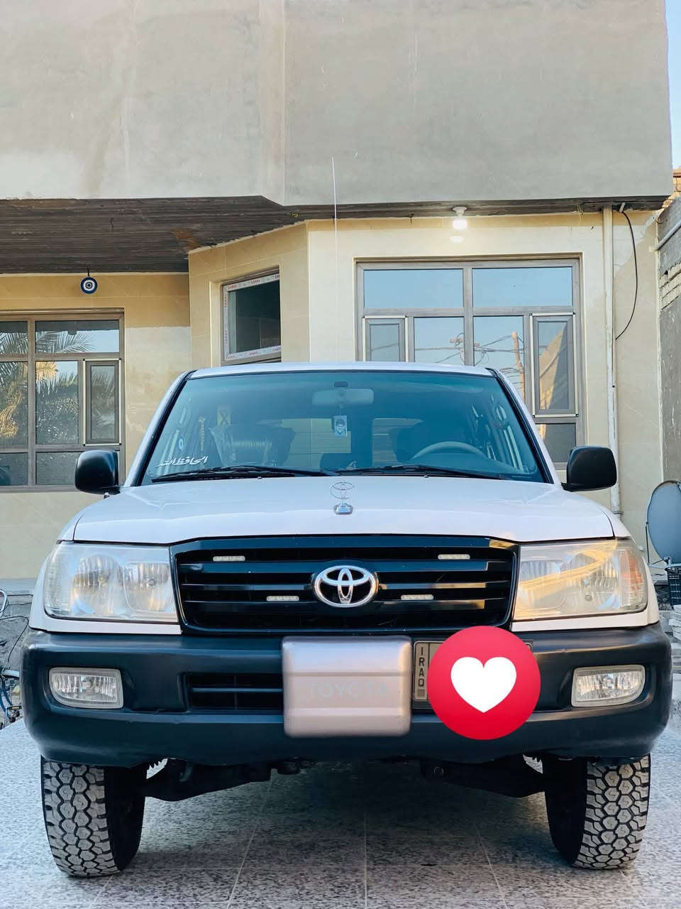 السلام عليكم
مونيكا للبيع مديل 2001
مصبوغه حزام جماليه فقط
 تخم تاير جديد 
 مكينه وكير جدد
 حداديه جديده
 السياره متعوب عليها 
السعر 135 وبيها مجال 
***********
