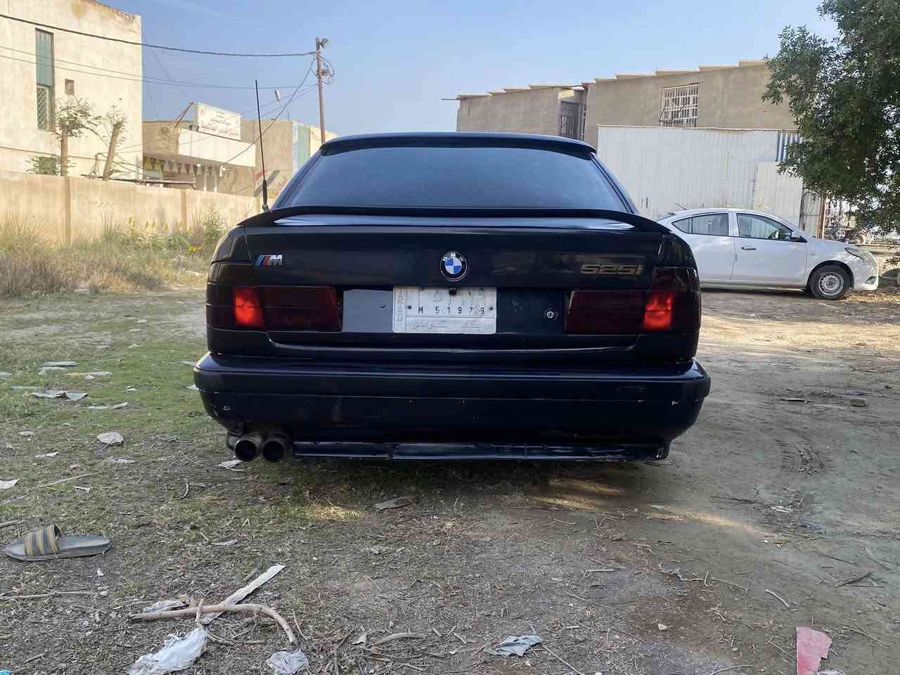 السلام عليكم
بي ام ٥٢٥ مسكر فانوس موديل ١٩٩٤ فول مواصفات كشنات كهرباء تجاوي كهرباء داخل جلد كارتير كوله جديد مابي فطر السياره كامله الحمد لله نقصها حداديه فقط نص عمر ويل ام جديد تخم تاير جديد باتري جديد مسوي ادامه منضومه احتراق كامله رقمها بغداد صاحبها يريد مداور  هاي كول تفاصيلها ليجيني واحد يكلي دزلي تفاصيل رايد مراوس مارسدس دب محور بطه بس كون نضيفه رقمي *********** مكان السياره بغداد الكراده وكل جمعه اتواجد بالحله سعرها ٧٠ ومجالها كلش قليل
