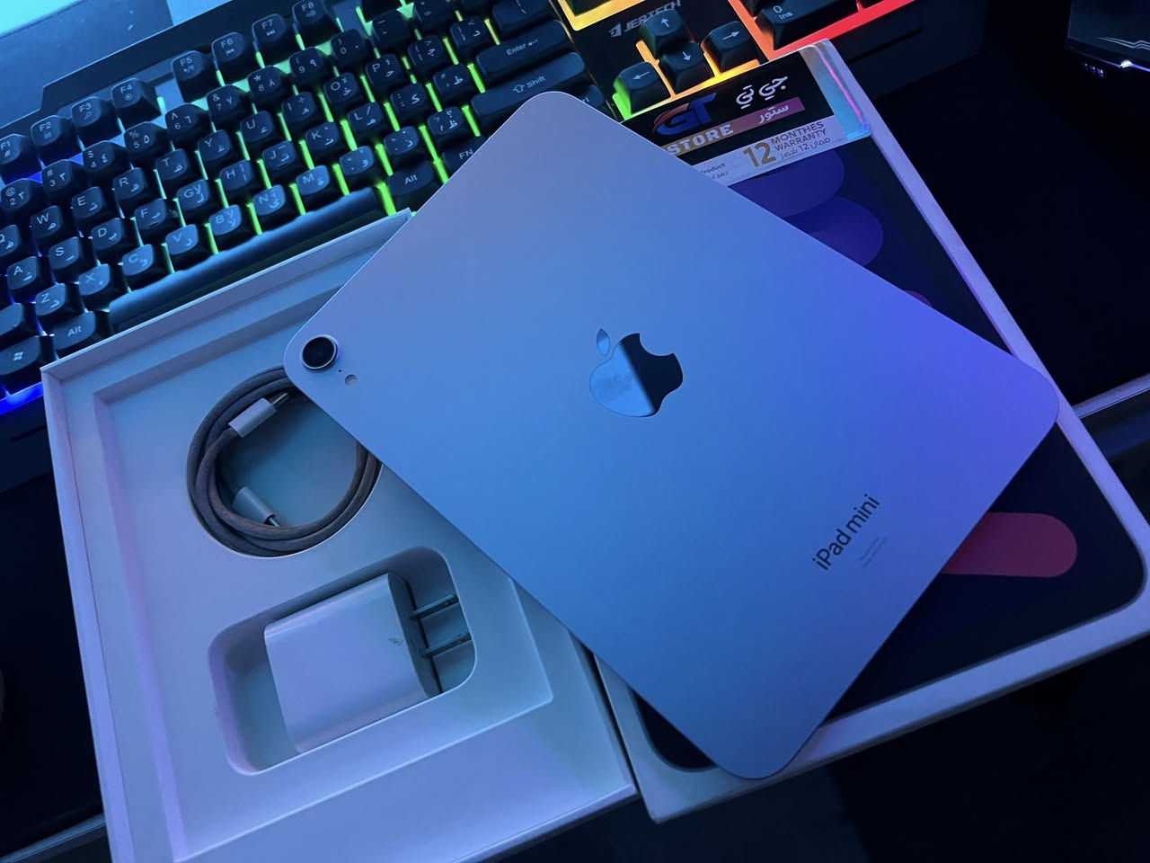 باد مني7 جديد  مع ضمان  
بطاريه 99‎%‎ مشحون 115 مره  
ملحقات كامله  شاحنه اصليه مع كبيل 
سماعات اصليه وتحوليه اصليه 
السعر 570 الف بي مجال بسيط جهاز نضافه 100
عنوان بغداد***********
